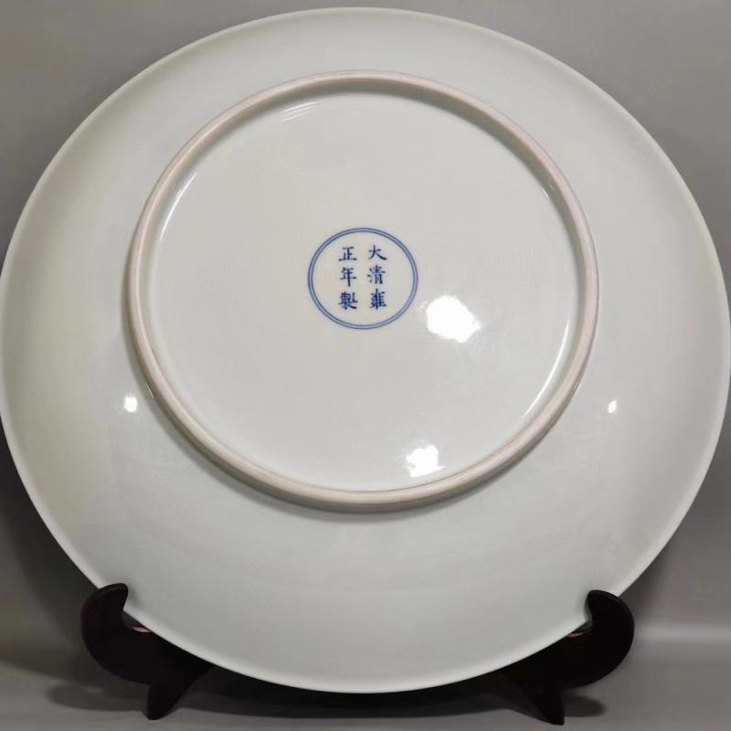 雍正年制独一无二粉彩人物山水大盘-Global Auctions Platform 雍正年制独一无二粉彩人物山水大盘-Global Auctions Platform